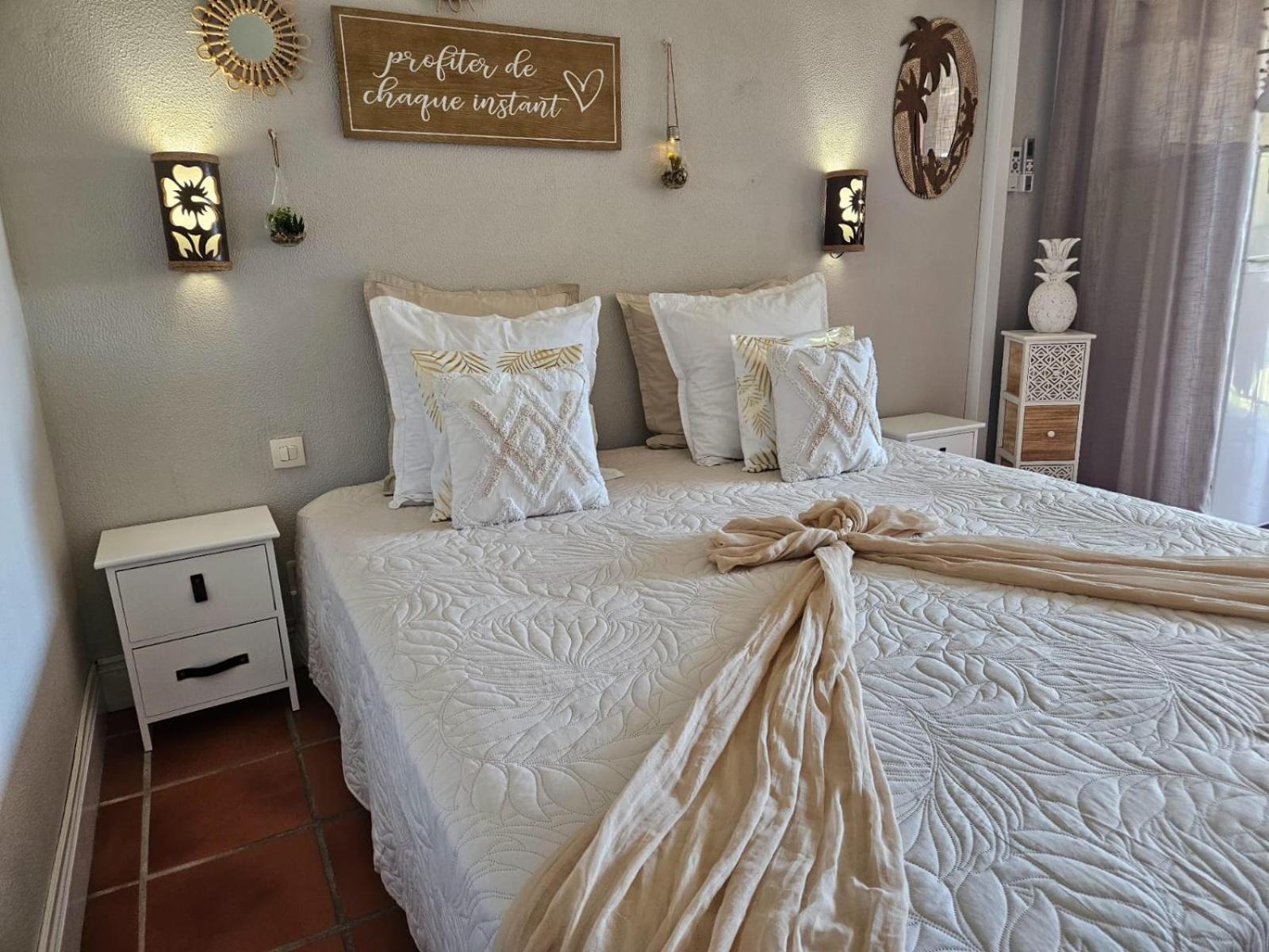 L'Oiseau Du Paradis Vue Mer Studio A Saint Francois A 100 M De La Plage Екстериор снимка